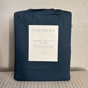 NWT Queen 600 Thread Count Sateen Sheet Set Dark Mineral Blue - Casaluna